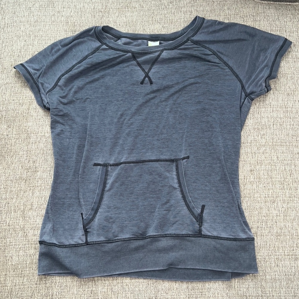 XXL Green Tea Workout Shirt with Front Pocket